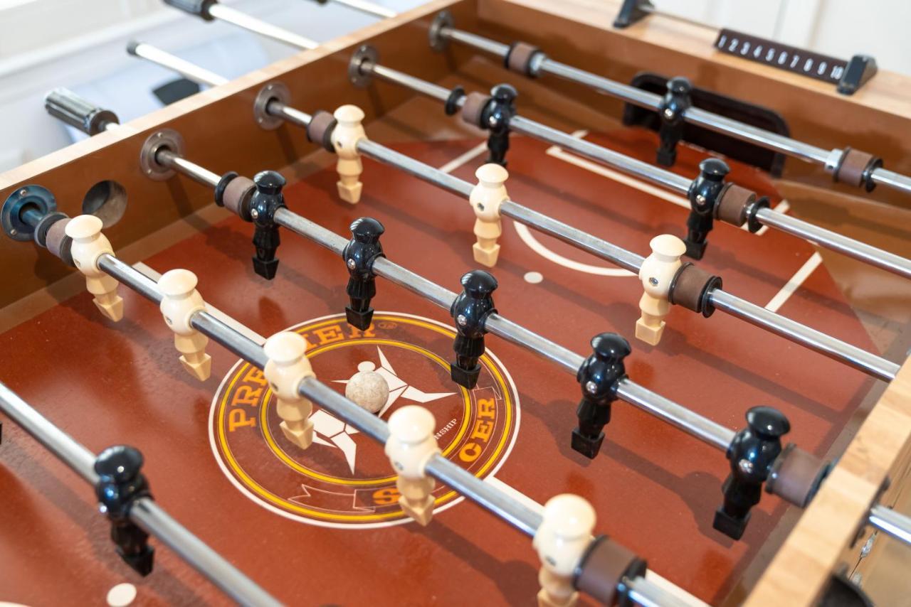 Steps To #Pismobeach With Poker, Foosball, Free Ev Charger, And Bikes أوسيانو المظهر الخارجي الصورة